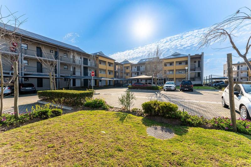 To Let 2 Bedroom Property for Rent in Buh Rein Estate Western Cape